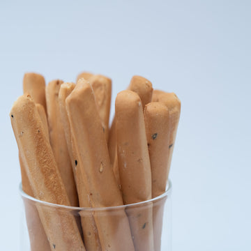 SESAME BREAD STICKS - Oven Magick